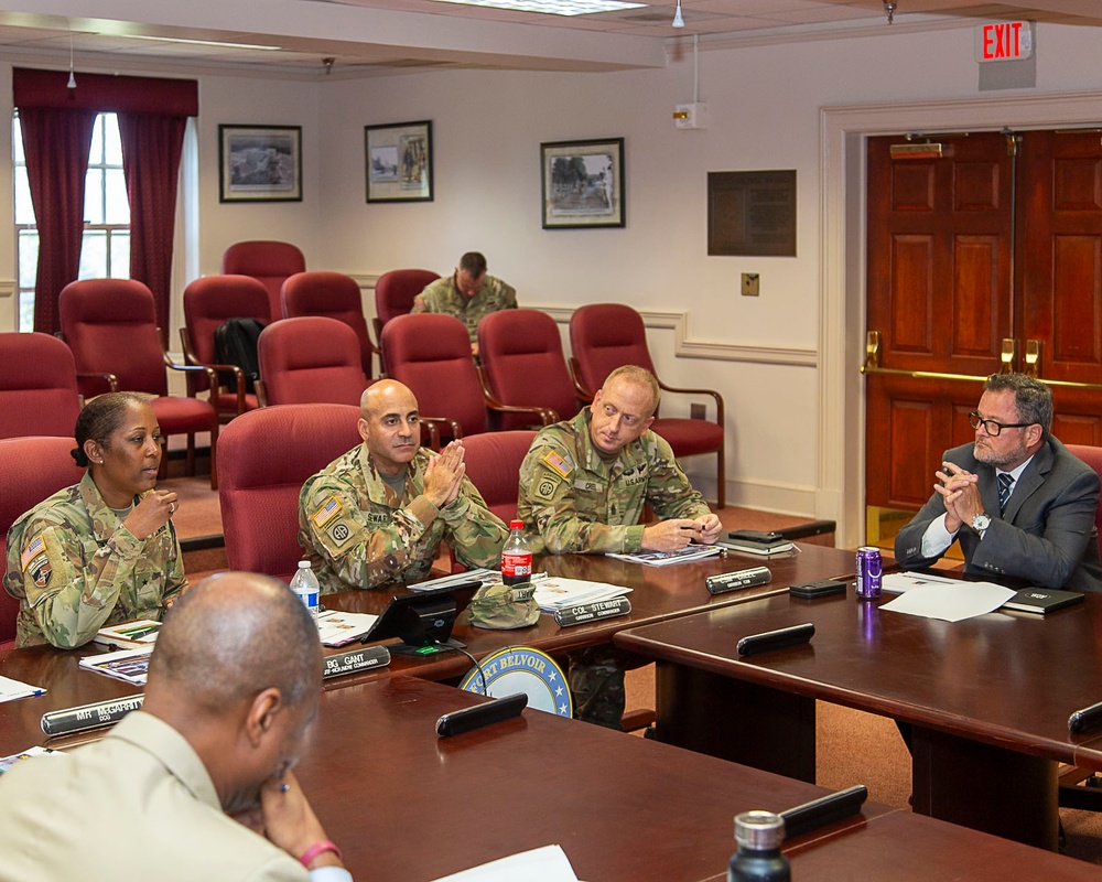 BG Gant visits Fort Belvoir