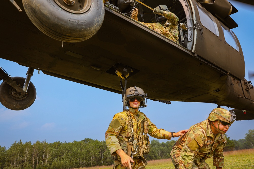 106th Aviation Regiment Conducts Sling-Load Training at Camp Ripley