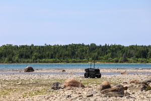 B-huts lift off-Radio