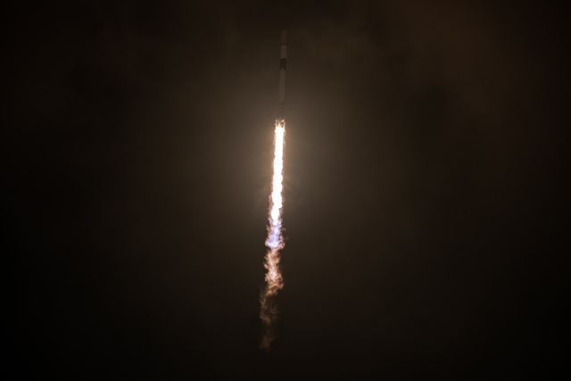 Starlink 10-29 Launches from Cape Canaveral Space Force Station