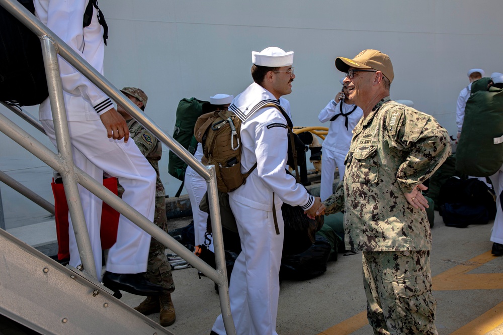 Naval Medical Forces Atlantic Commander Welcomes Back USNS Comfort (T-AH 20)