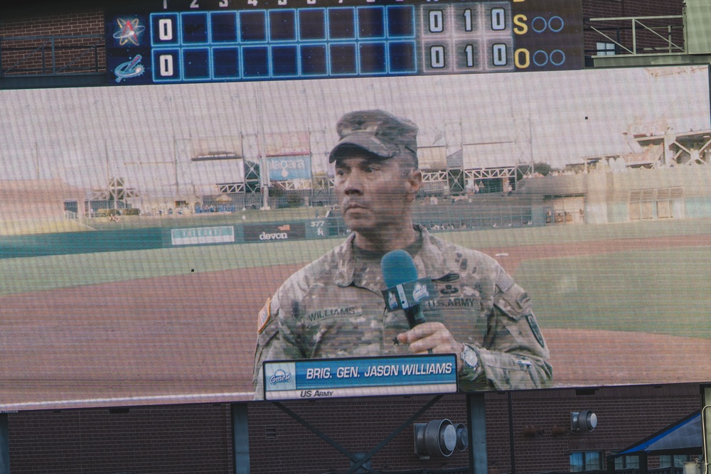 OKC Comets Salute to Armed Forces Night