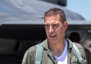 Coach Fickell flies with 16th WPS