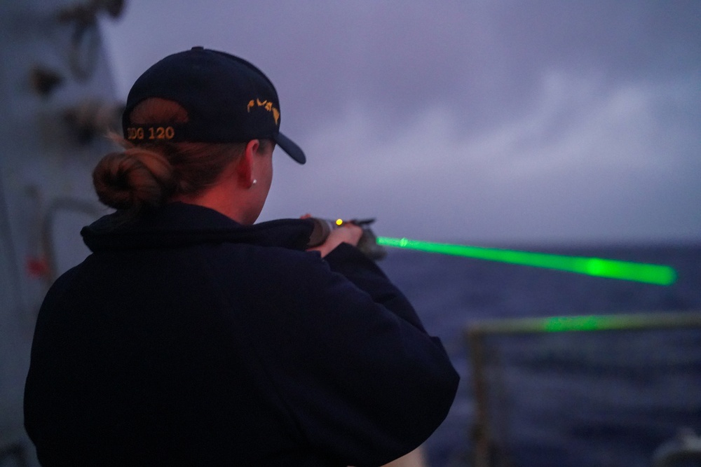 USS Carl M. Levin Conducts Pencil Flare Training
