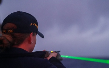 USS Carl M. Levin Conducts Pencil Flare Training