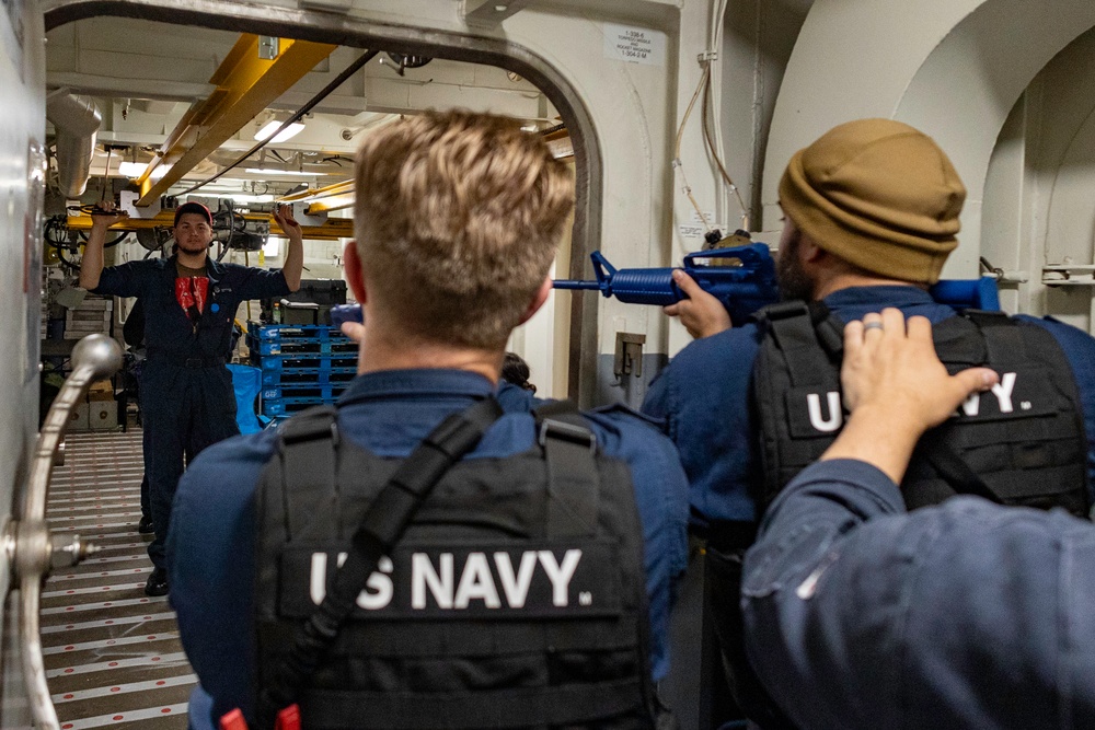 USS Carl M. Levin Conducts Antiterrorism Training
