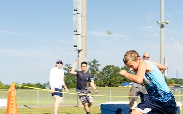 Fort Knox DFMWR makes a splash with annual H2O Fun Run