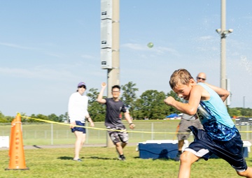 Fort Knox DFMWR makes a splash with annual H2O Fun Run