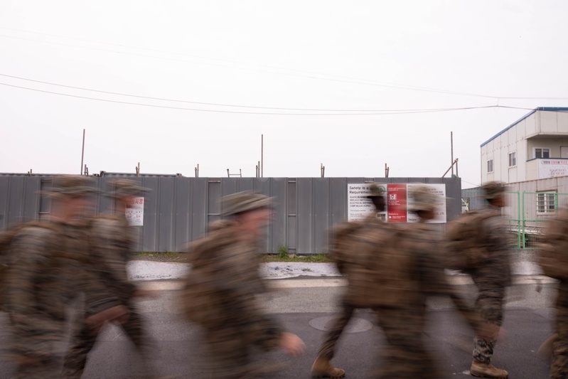 2/23 Marines and ROK Marines Celebrate the End of KMEP 25.2 with a Friendly Competition