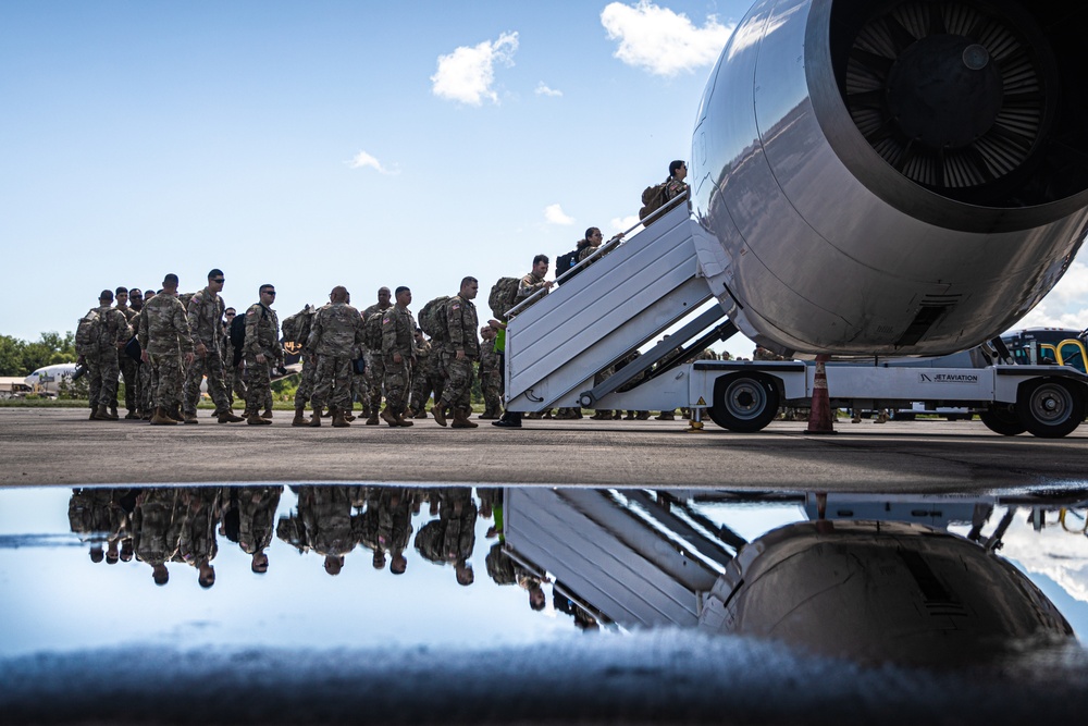 Puerto Rico Army National Guard Soldiers travel to Camp Shelby for gunnery training
