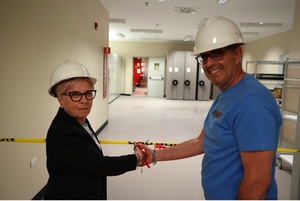 Gas Chamber -  Radio