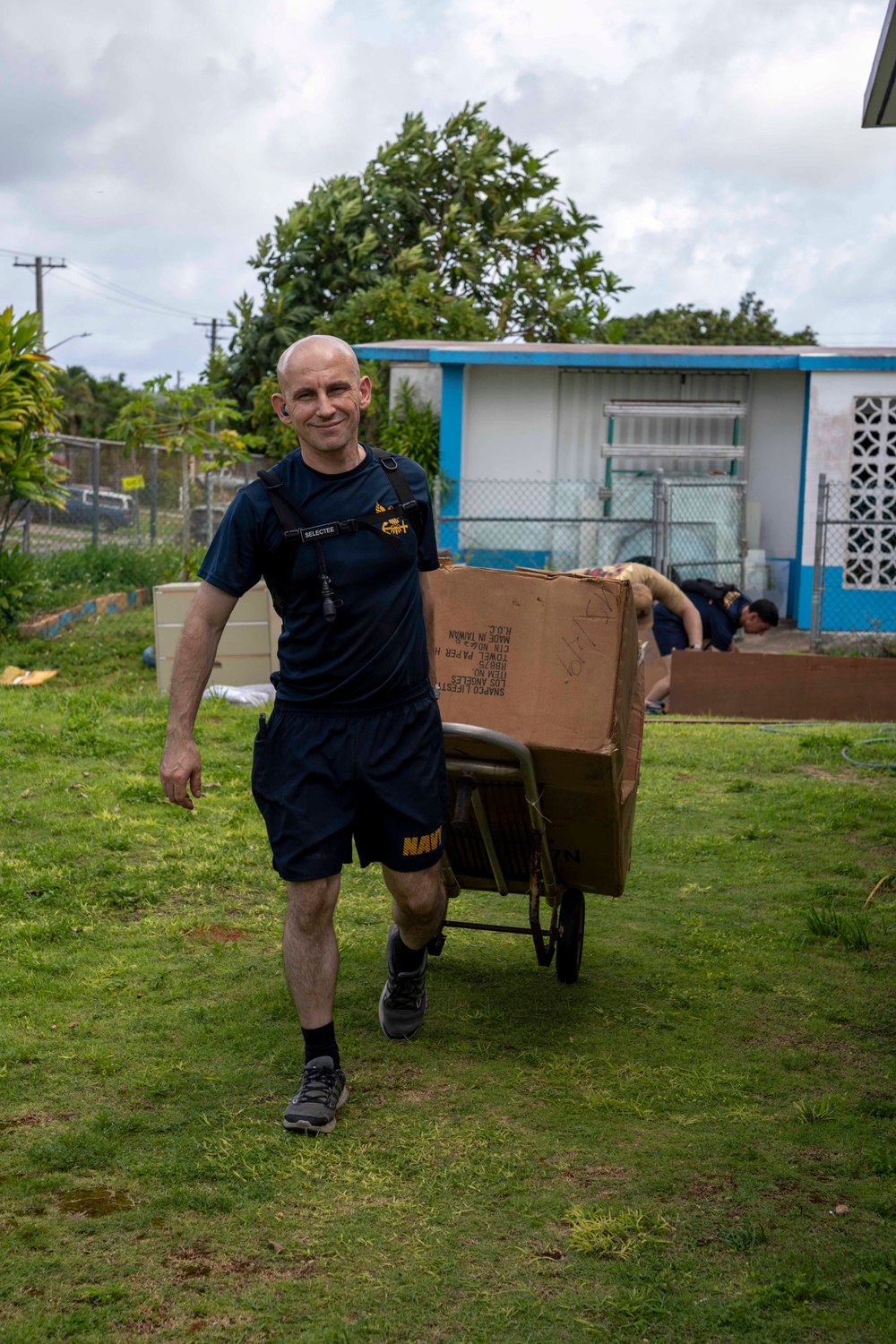 George Washington Sailors Conduct Comunity Relations Project