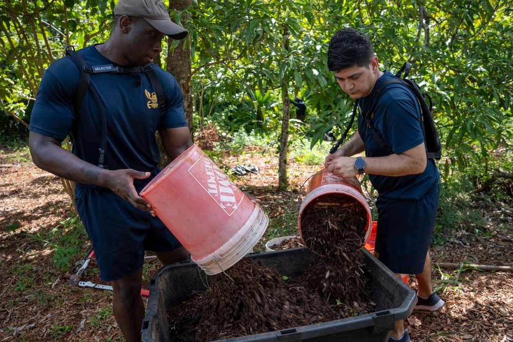 George Washington Sailors Conduct Comunity Relations Project