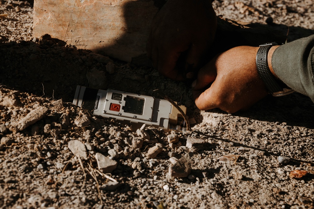 MRF-D 25.3: U.S. Marines with CLB-1 conduct explosive demolition training