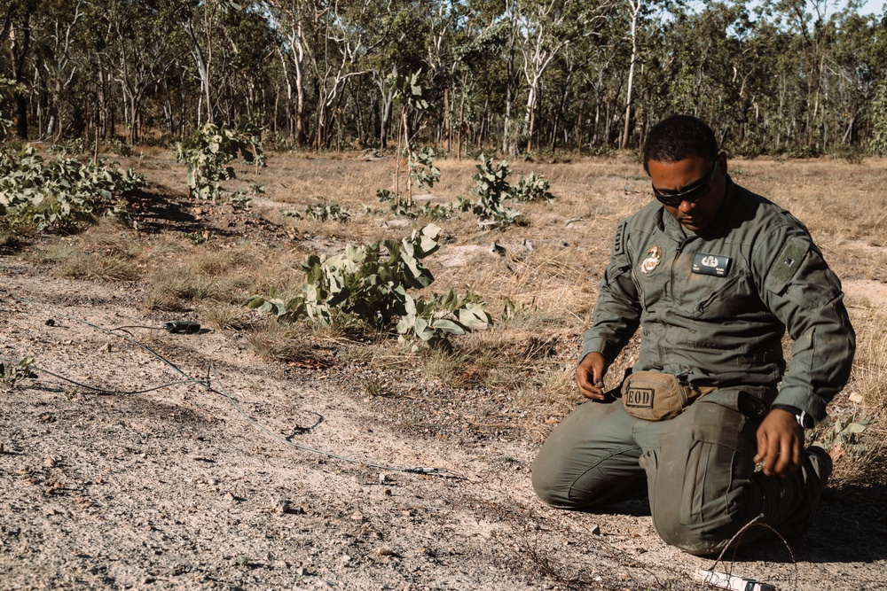 MRF-D 25.3: U.S. Marines with CLB-1 conduct explosive demolition training