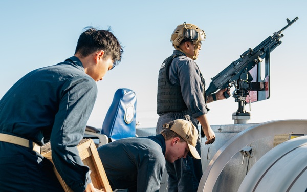 M240B live-fire exercise aboard Somerset