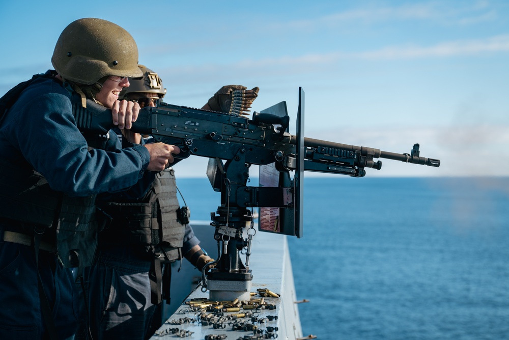 M240B live-fire exercise aboard Somerset
