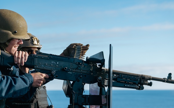 M240B live-fire exercise aboard Somerset