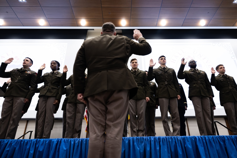 Seton Hall ROTC Cadets take the Oath of Office