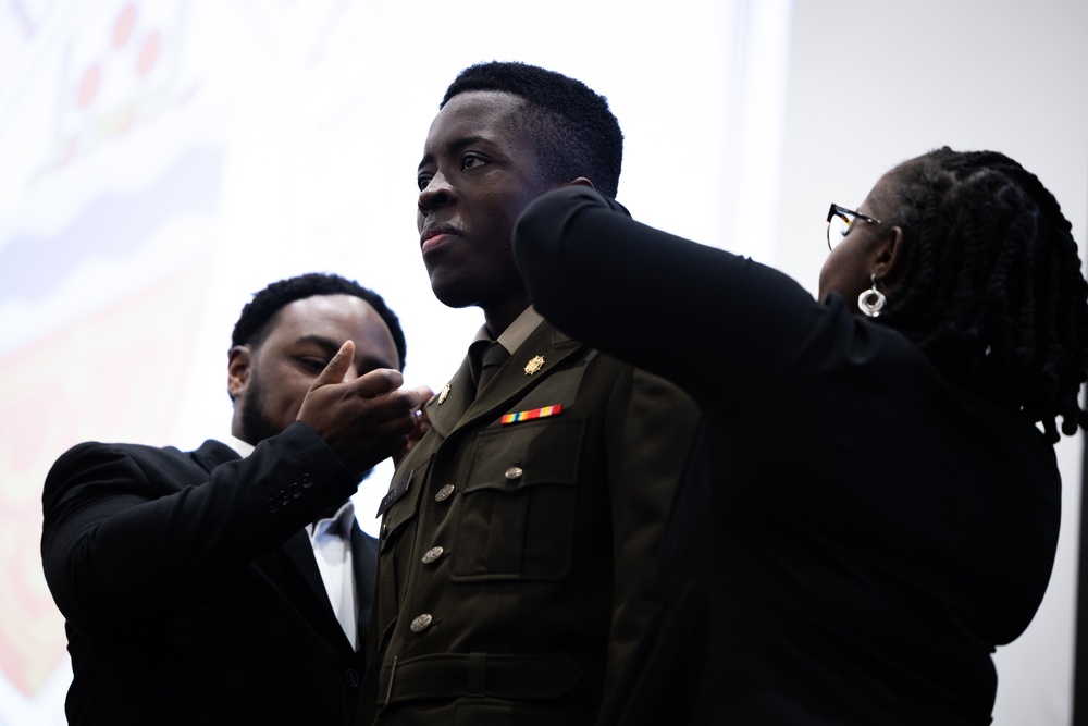 Seton Hall ROTC Cadets take the Oath of Office