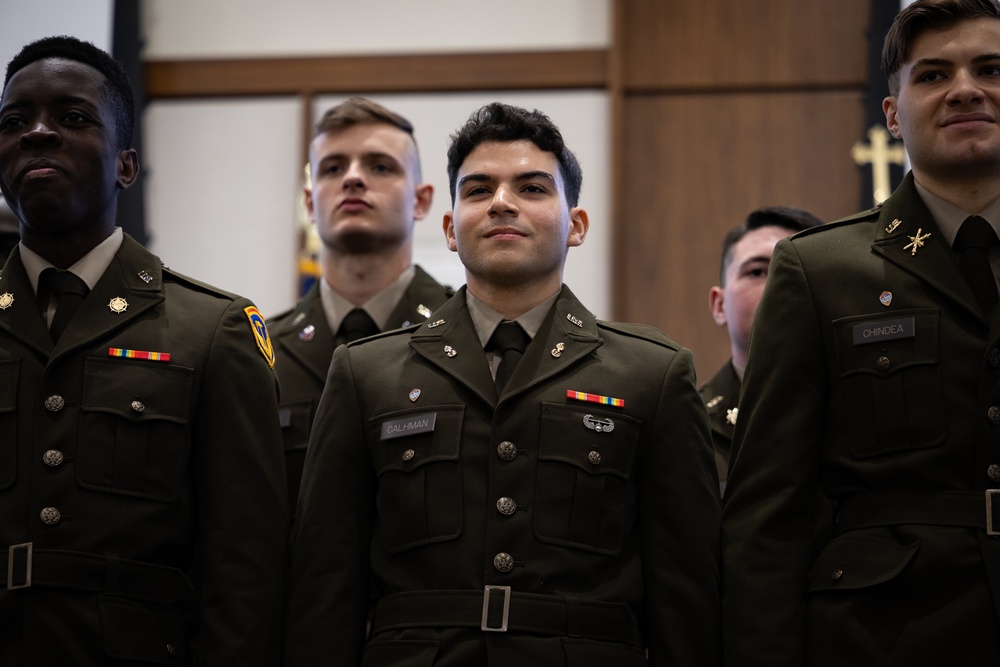 Seton Hall ROTC Cadets take the Oath of Office