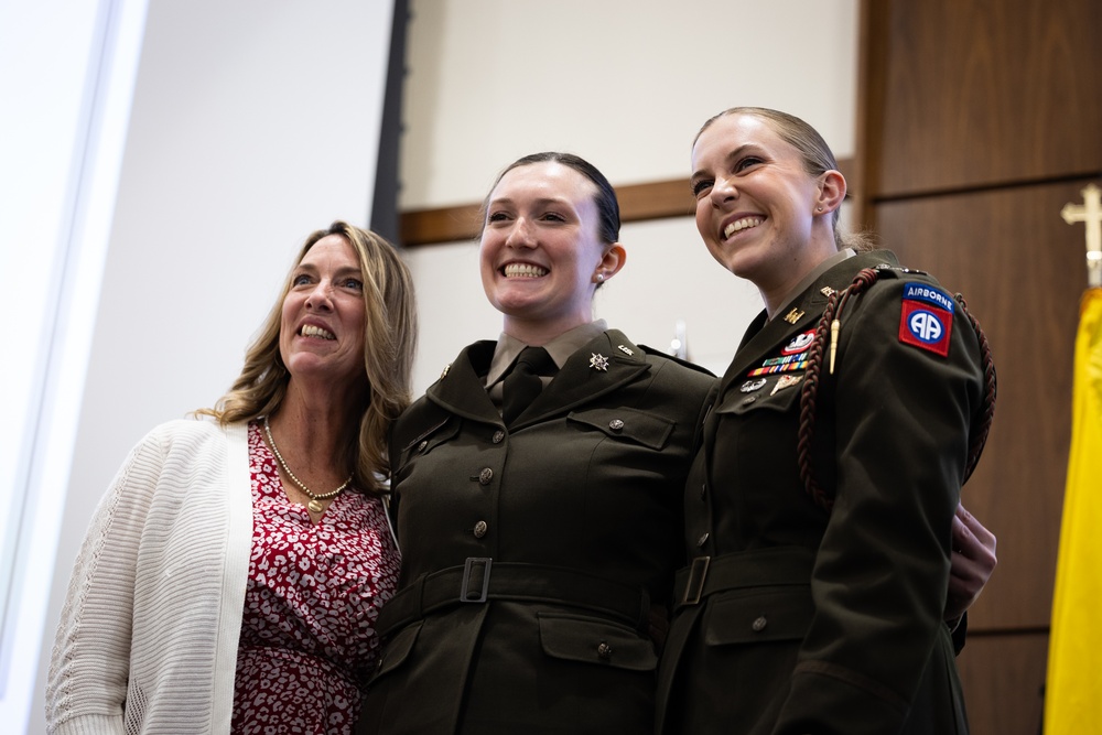 Seton Hall ROTC Cadets take the Oath of Office