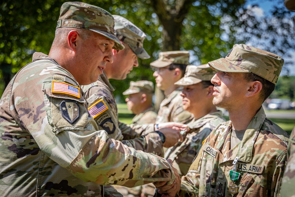 104th BEB Reenlistment Ceremony