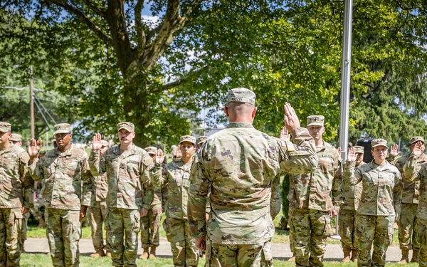 104th BEB Reenlistment Ceremony