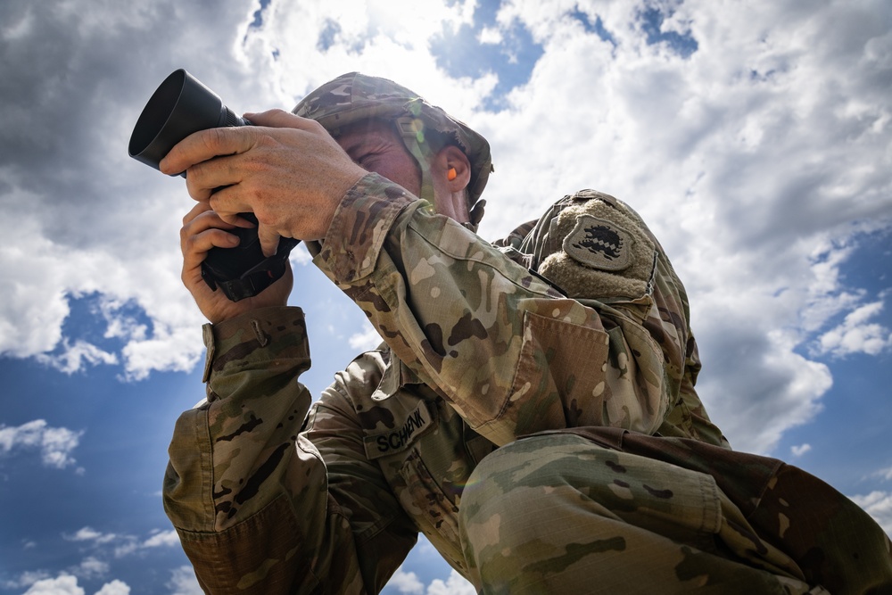 Public Affairs Covers a Weapons Qual