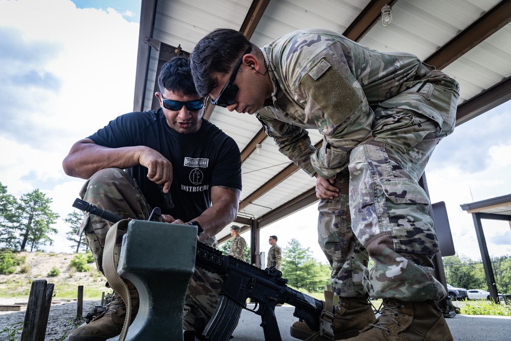 RTI ALC Course Conducts M4 Weapons Qual