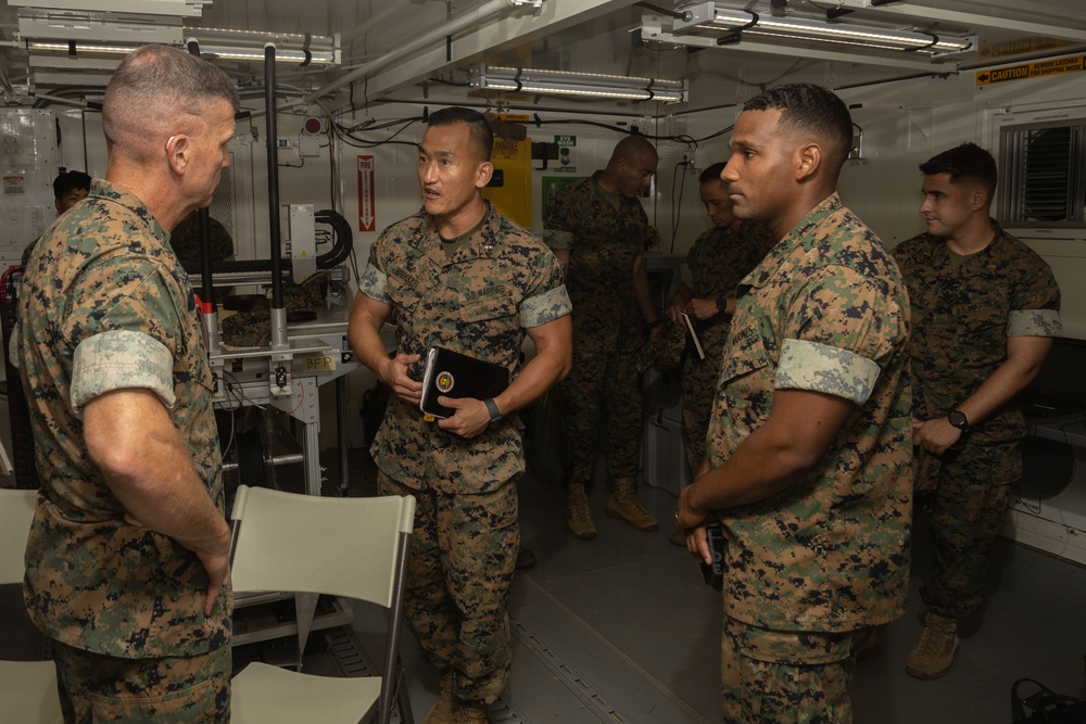 3rd MLG CG visits Engineer Support Company, 9th Engineer Support Battalion