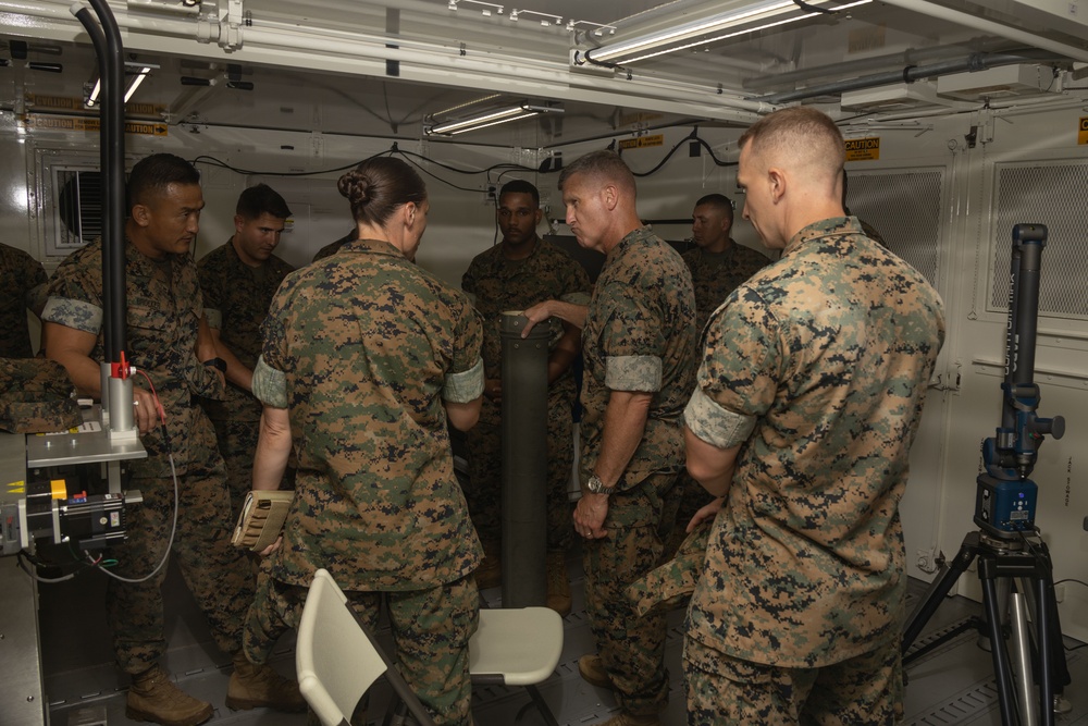 3rd MLG CG visits Engineer Support Company, 9th Engineer Support Battalion