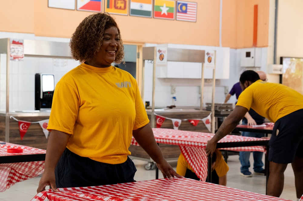 DESRON 7, CTF-73 Sailors Volunteer at Sree Narayana Mission Senior Care Center