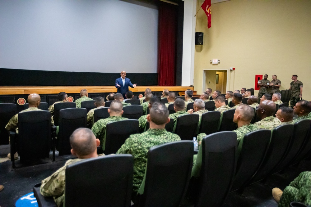 PISAJ 21 students visit Marine Recruit Depot Parris Island for hands on experience of a Marine Corps recruit