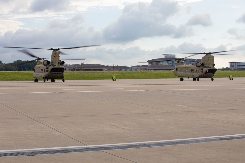 U.S. Congressional Delegation engage with U.S. Soldiers