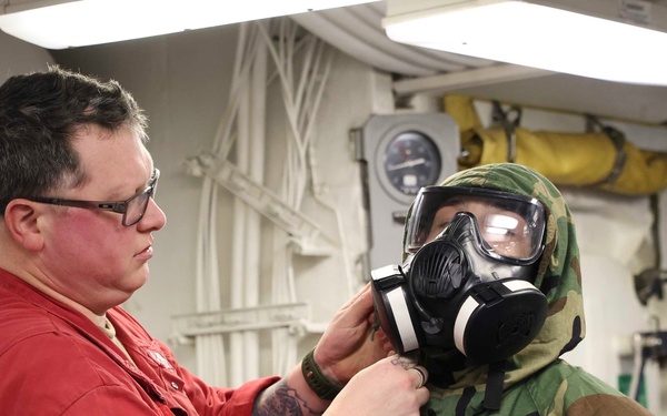 USS FORREST SHERMAN (DDG 98) GQ.