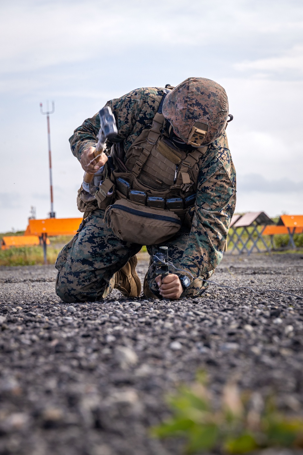 AE25 | 2/14 Conducts a HIMARS Dry-Fire