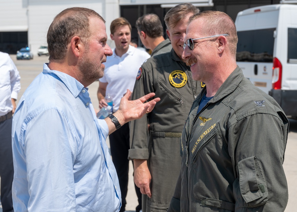 Ambassador Fertitta visits NAS Sigonella