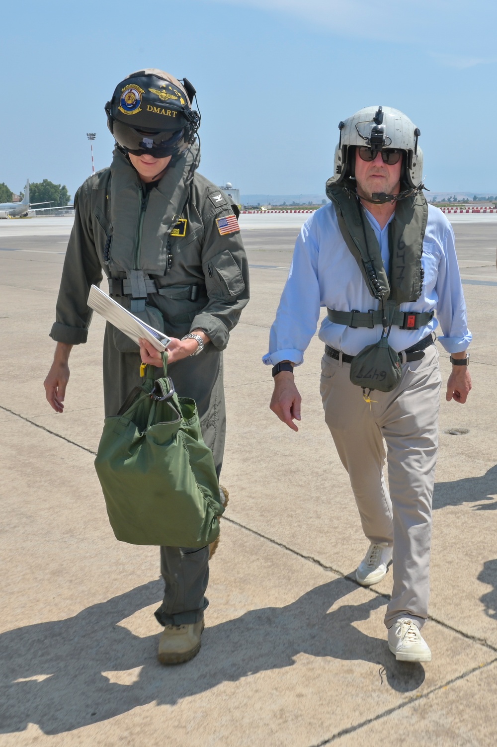 Ambassador Fertitta visits NAS Sigonella