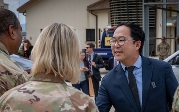 U.S. Senators Visit Camp Humphreys