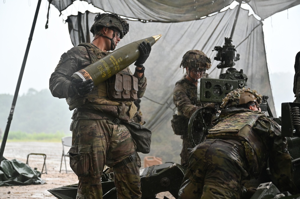 Artillerymen Fight Mother Nature to Qualify at Rodriguez Live Fire Complex