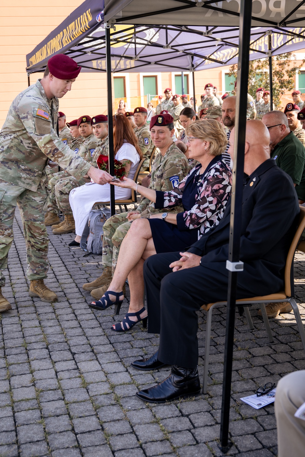 173rd Brigade Support Battalion HHC Welcomes New Commander in Ceremony