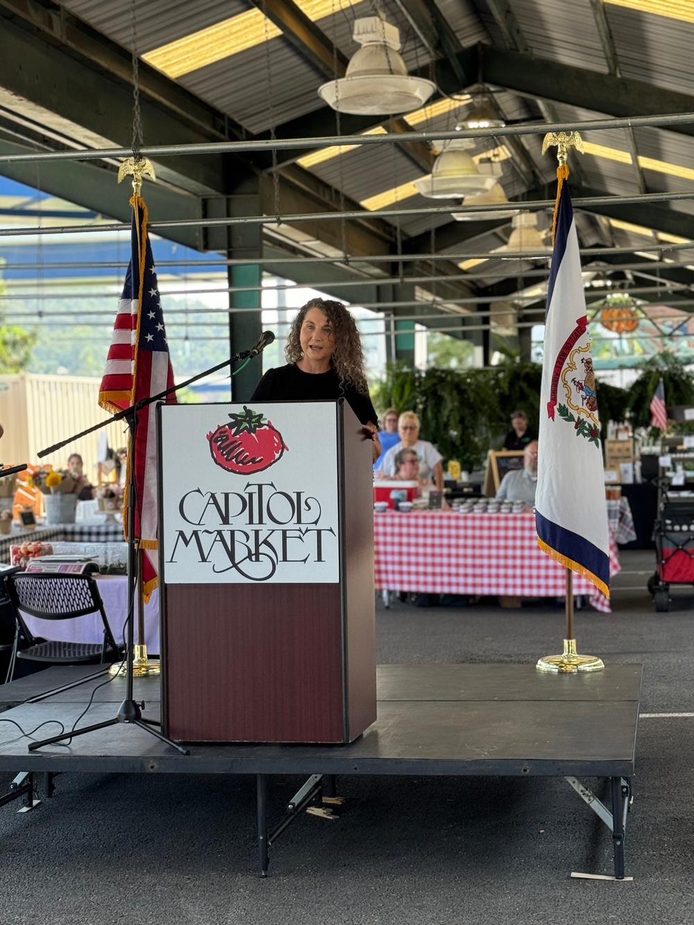 Patriot Pop-Up’ Opens at Capitol Market, Showcasing Veteran Entrepreneurs