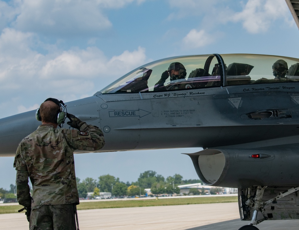 Indiana Air National Guard general takes final flight