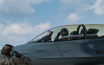 Indiana Air National Guard general takes final flight