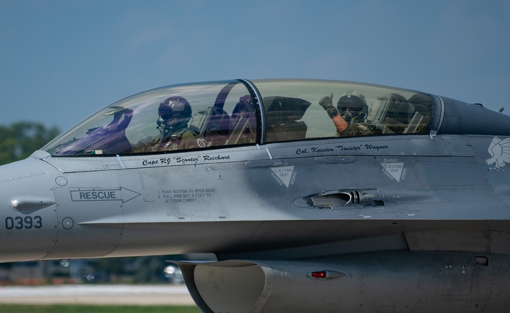 Indiana Air National Guard general takes final flight