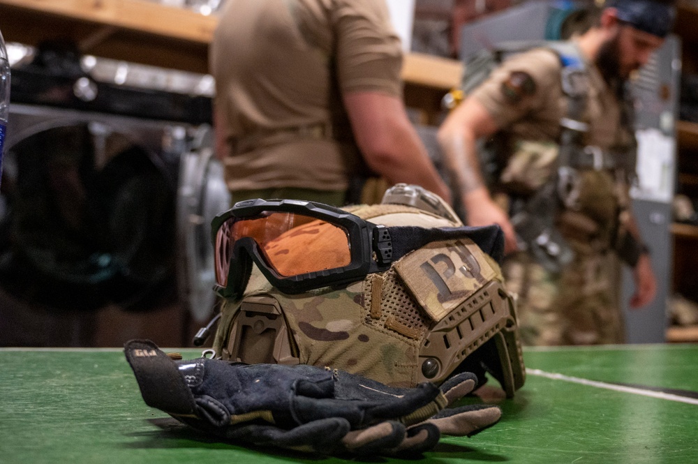 82nd Expeditionary Rescue Squadron Pararescuemen Sharpen Skills with Freefall and Static Line Jumps