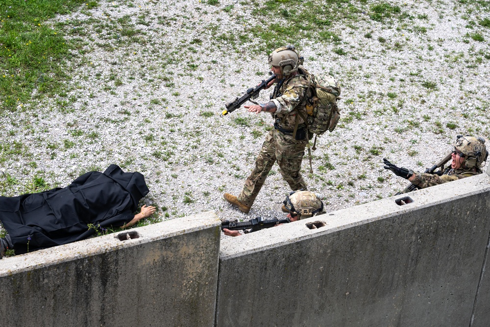 57th RQS performs CSAR Full Mission Profile Training