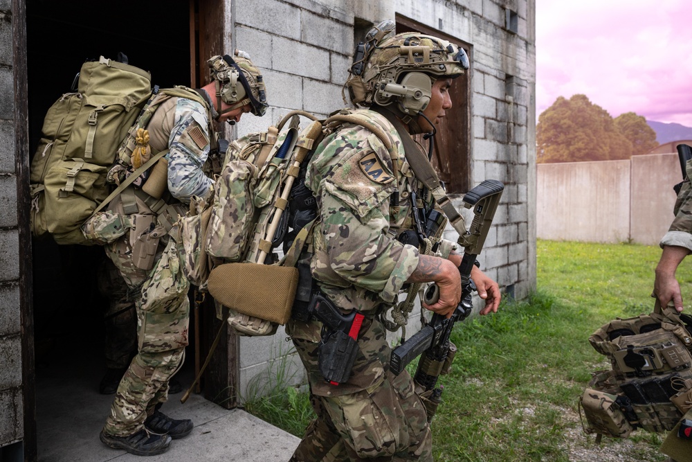 57th RQS performs CSAR Full Mission Profile Training