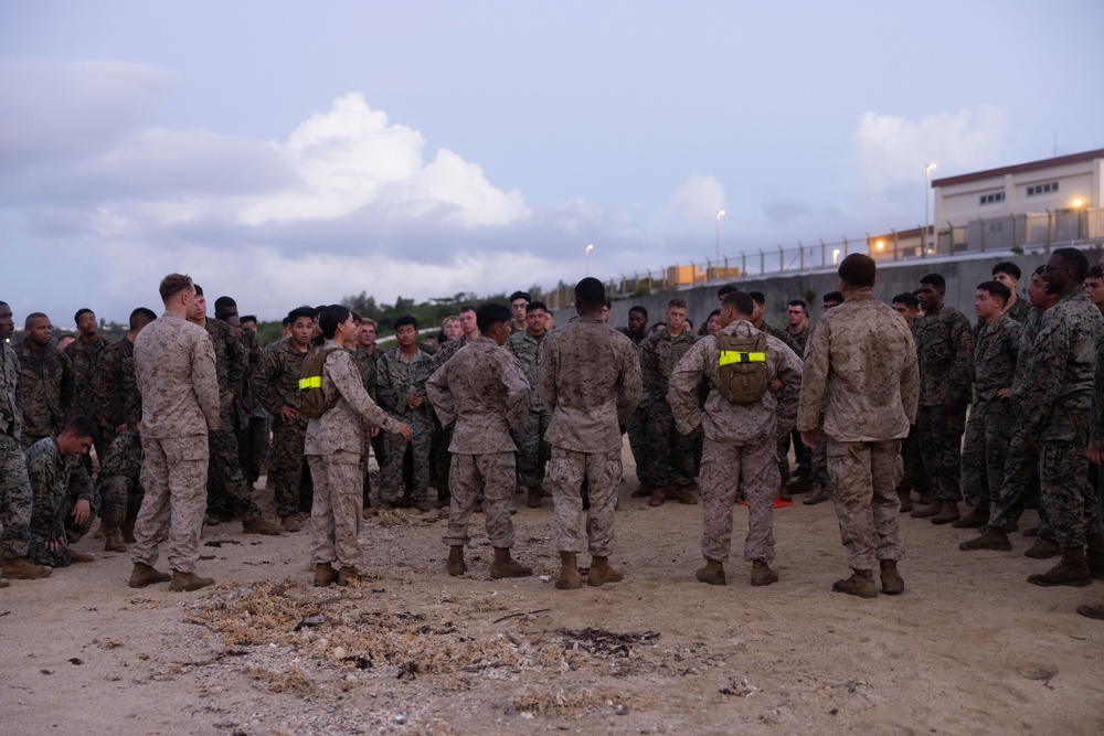 CLB 4 Conducts Battalion MCMAP PT